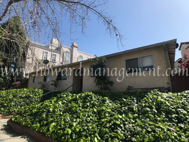 Foto del edificio - 5448 Alvern Cir