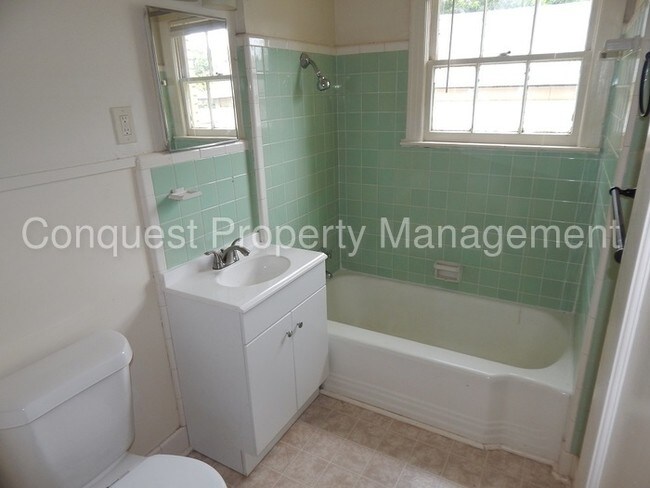 Foto del edificio - Quaint 1 Bedroom Duplex on Donnybrook