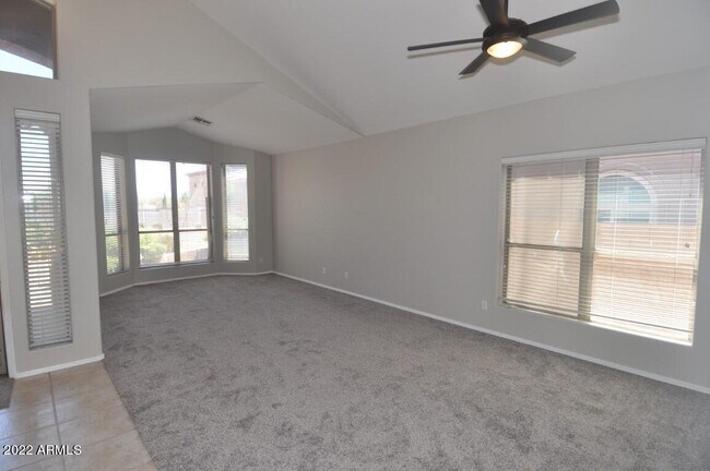 Foto del edificio - 6322 W Misty Willow Ln