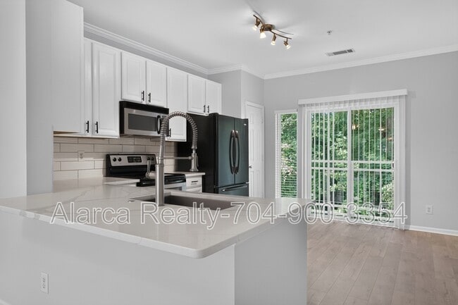 Building Photo - 3809 Picasso Court
