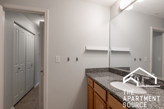 Foto del edificio - 1228 Emerson St