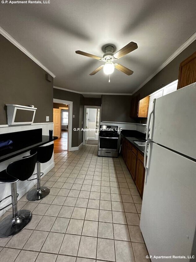 17 Phillips Ave Unit 2, Lynn, MA 01902 Condo for Rent in Lynn, MA