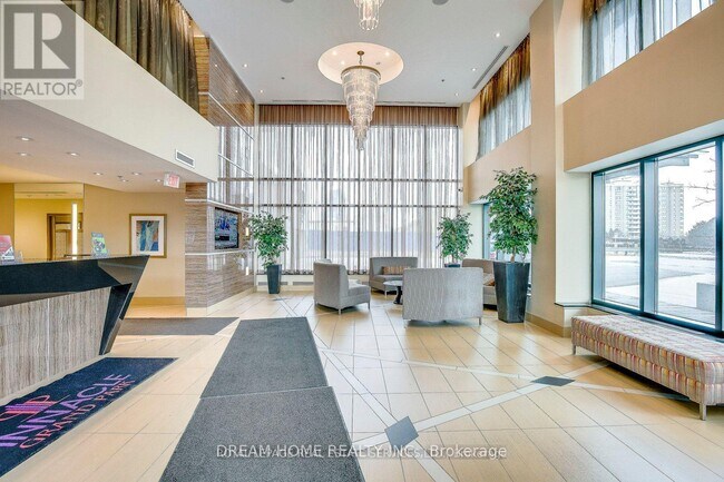 Photo du bâtiment - 3985-3985 Grand Park Dr
