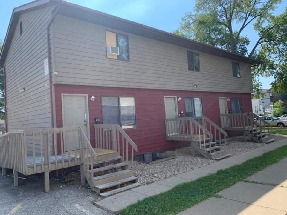 Primary Photo - 1125 Vine St