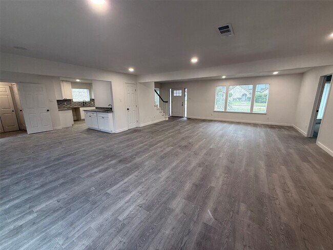 Foto del edificio - 1111 Caspian Ln