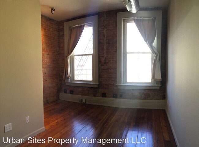 Foto del edificio - 1309-1311 Main St