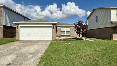 Building Photo - 144 Sagebrook Dr