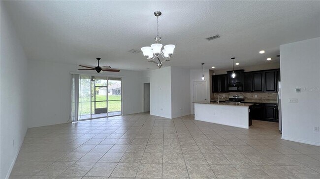 Foto del edificio - 2289 Grantham Ave