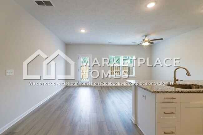 Building Photo - 3415 Briar Rose Ct