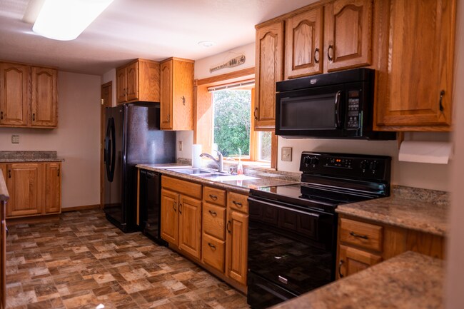 Foto del edificio - 379763 N Shore Dr