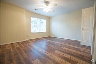 Building Photo - 7824 Comal St