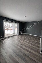 Building Photo - 3121 Southfield Dr