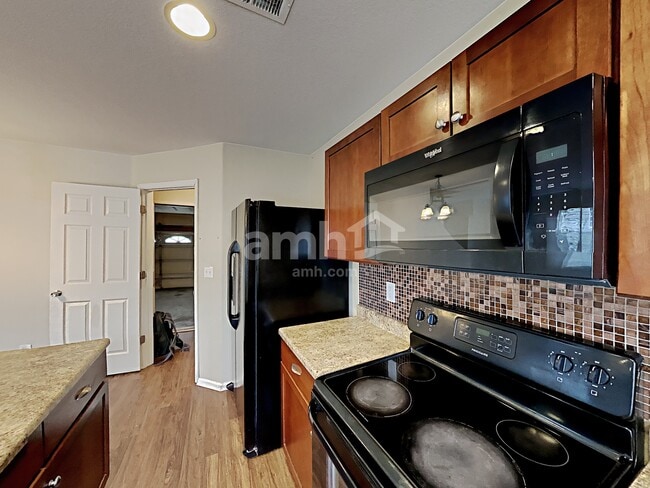 Building Photo - 19789 Randolph Pl