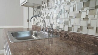 Building Photo - 73 Orange St