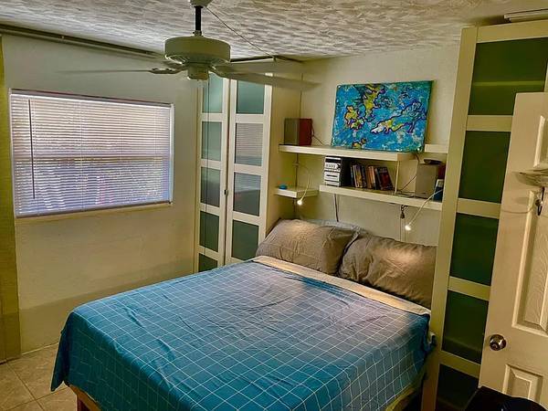 Foto del edificio - 6399 Azure Ln
