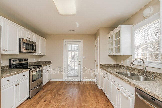 Foto del edificio - 7278 Drury Ln