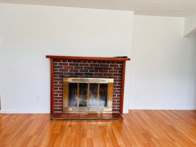 Building Photo - 91 Green Manor Rd