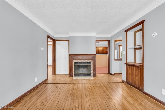 Building Photo - 5807 Orchard Ave