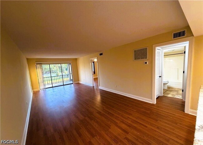 Foto del edificio - 3920 Orange Grove Blvd