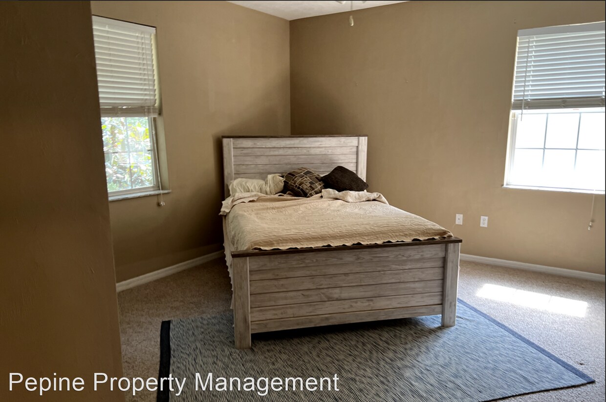 Foto del edificio - 2 br, 2 bath House - 810 NW 19th Ave Apt C
