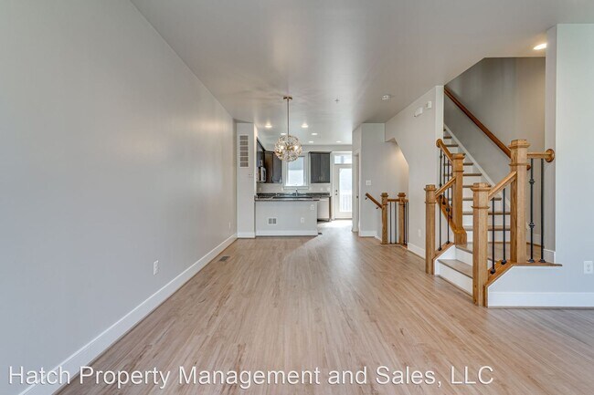 Building Photo - 3 br, 3.5 bath House - 3005 Eskridge Road