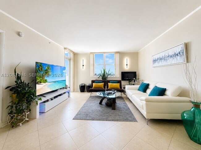 Building Photo - 3001 S Ocean Dr