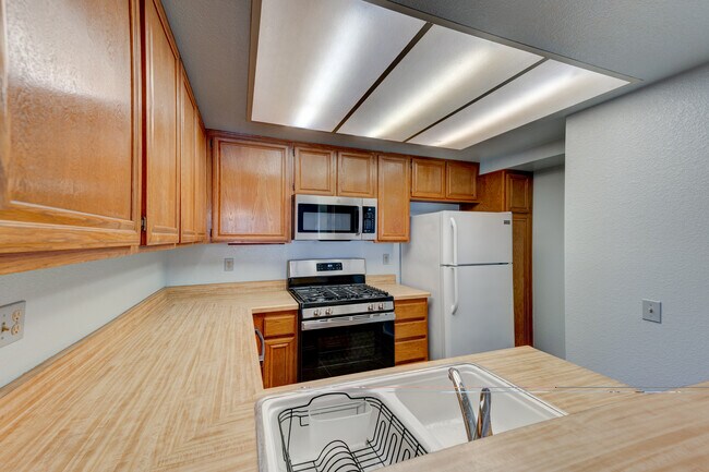 Foto del edificio - 2914 Alwood Ct