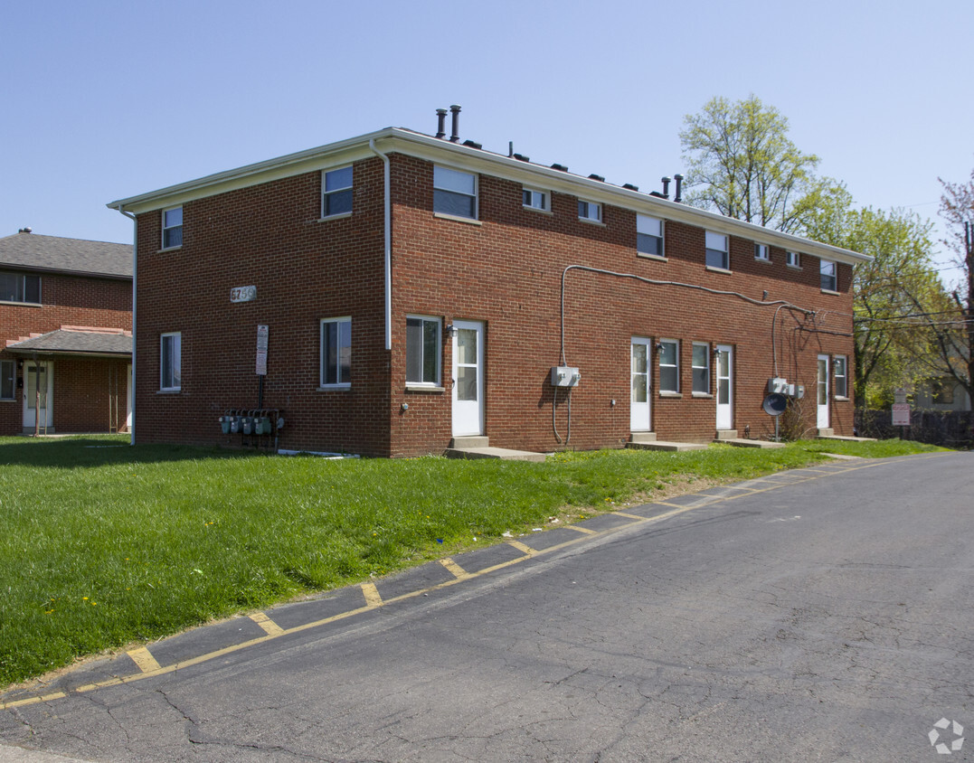 Building Photo - Arborwood Court