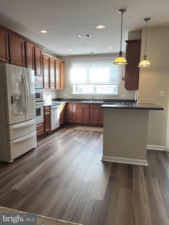 Foto del edificio - 12404 Liberty Bridge Rd