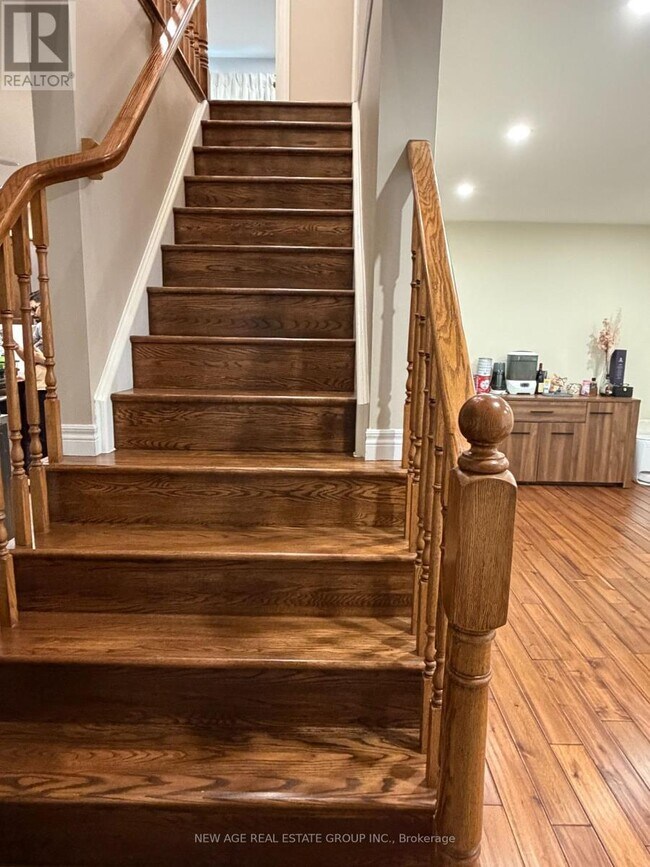 Photo du bâtiment - 16 Linke Pl