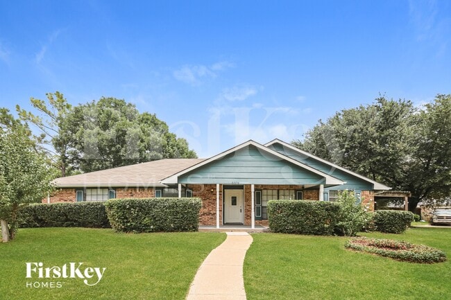 Building Photo - 5302 Deep Canyon Dr