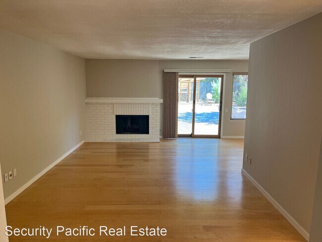 Building Photo - 3 br, 2 bath House - 3576 Morningside Dr.