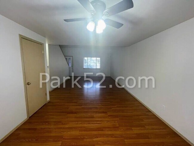 Foto del edificio - 4 Bedroom 2.5 Bathroom Single Family Home in Tacoma!