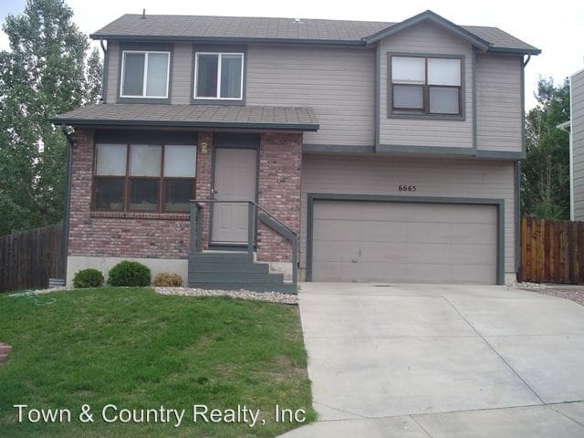 Primary Photo - 6665 Glade Park Dr