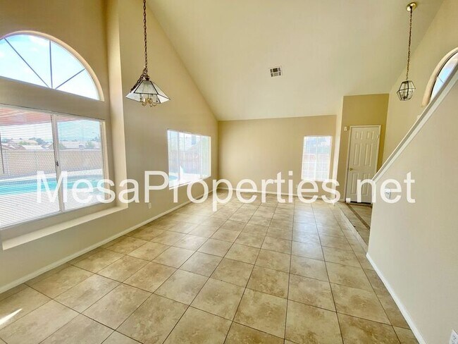 Foto del edificio - 12799 San Juan St