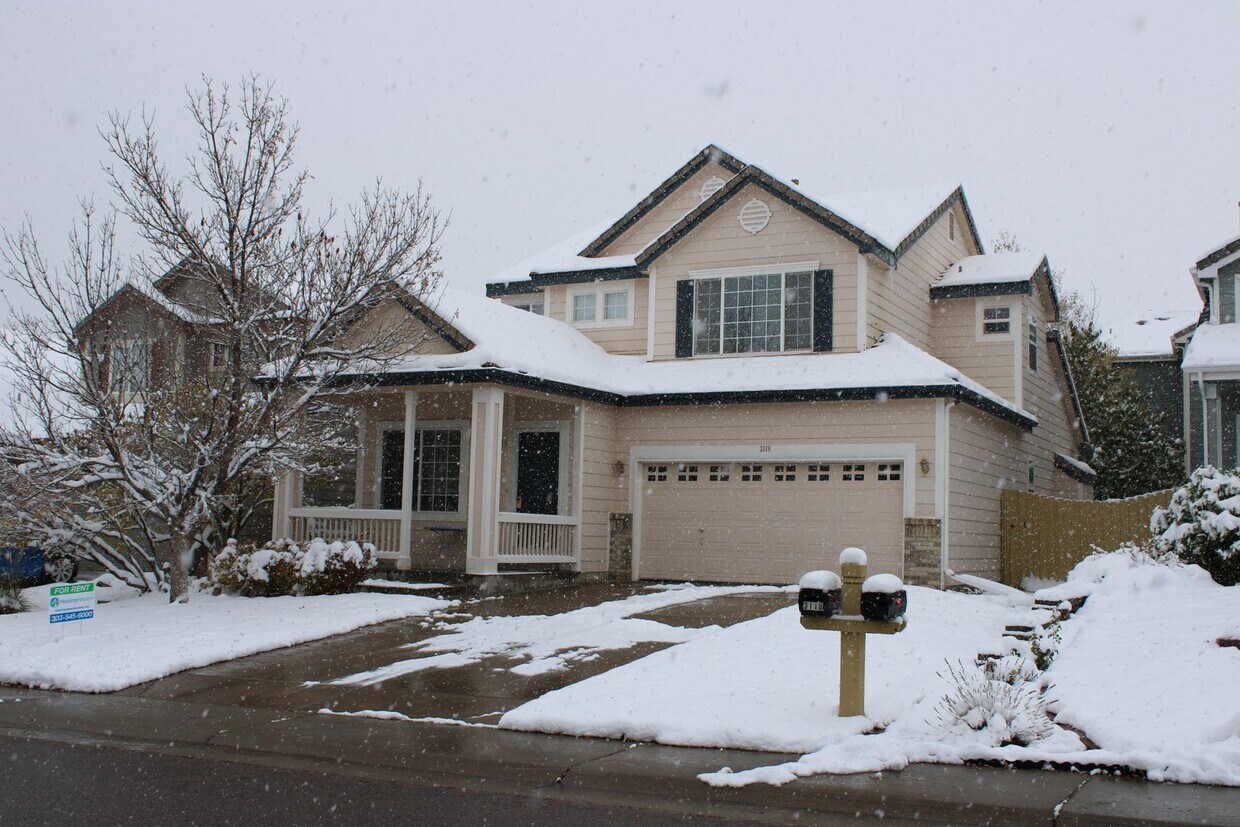 Foto principal - 4 Bedroom Home in Superior Available Now!