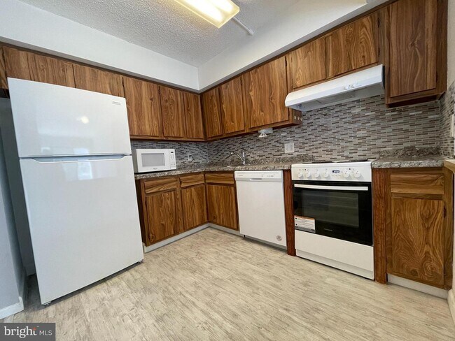 Foto del edificio - 2921 N Leisure World Blvd