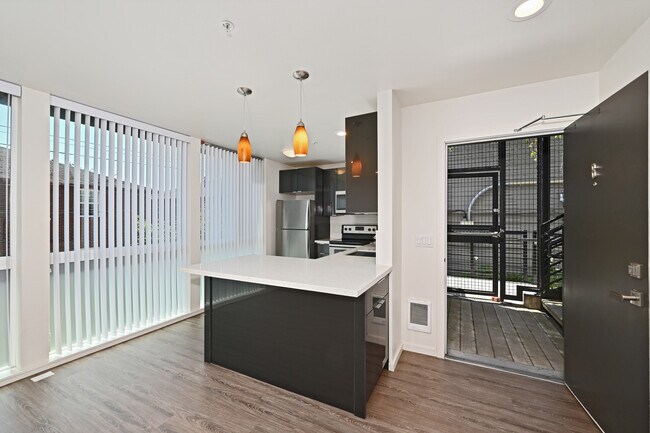 Foto del edificio - 4108 Fremont Ave N