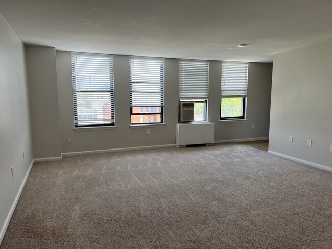 Building Photo - Park View Towers