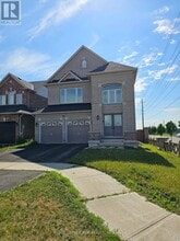 Building Photo - 40 Thatcher Crescent