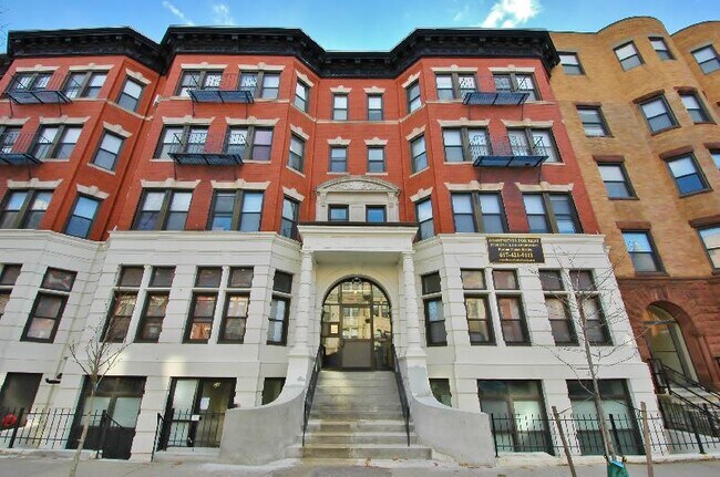 Building Photo - 58 Westland Ave