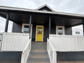 Building Photo - 2130 4th Ave