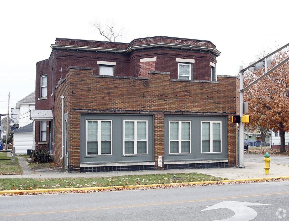 Building Photo - 1332 S 7th St