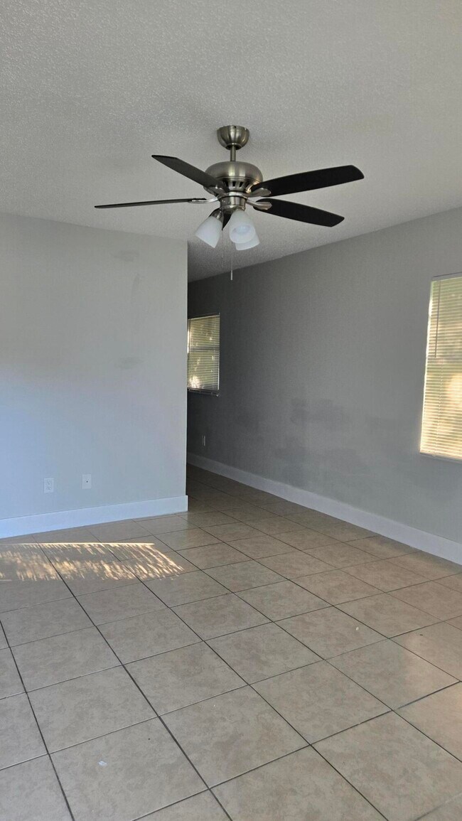 Foto del edificio - 1310 N 16th St