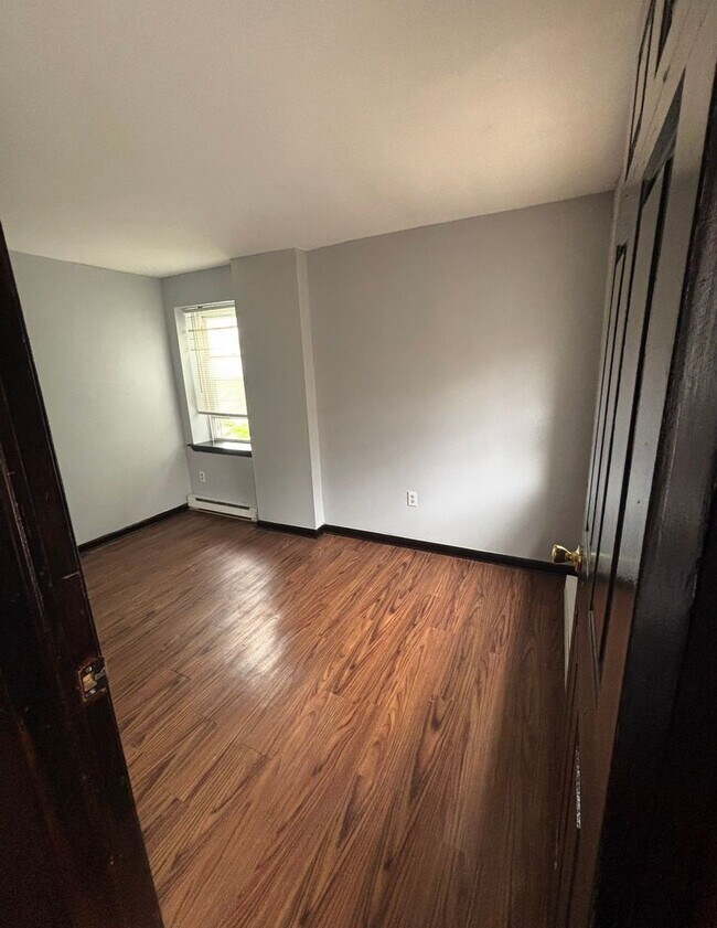 Foto del edificio - 609 N 11th St