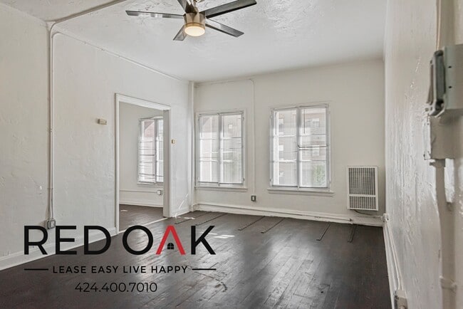 Foto del edificio - 854 S Oxford Ave