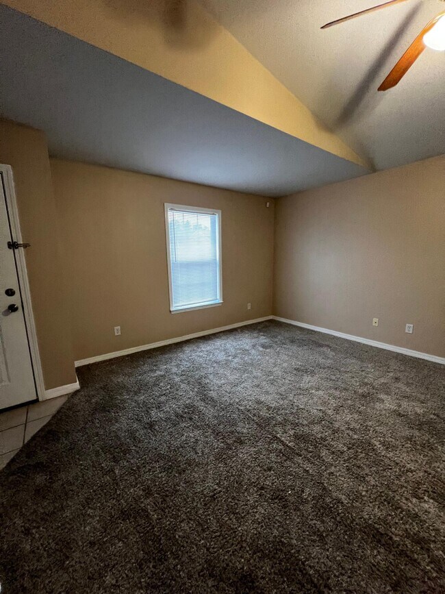 Foto del edificio - 7459 Harvest Village Ct