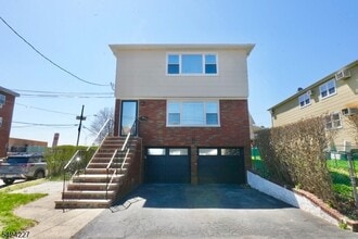 Building Photo - 25 Sanford Ave