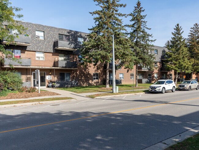 Photo du bâtiment - Lisgar Avenue Apartments