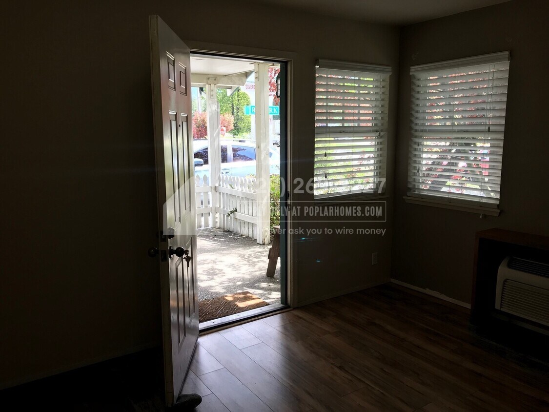 Foto principal - 45810 SE N Bend Way